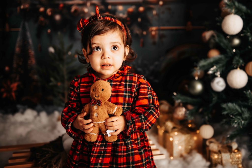 christmas session family photography photographer burton on trent derbyshire studio photos photoshoot photo Xmas mini